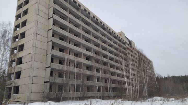 Не дострой