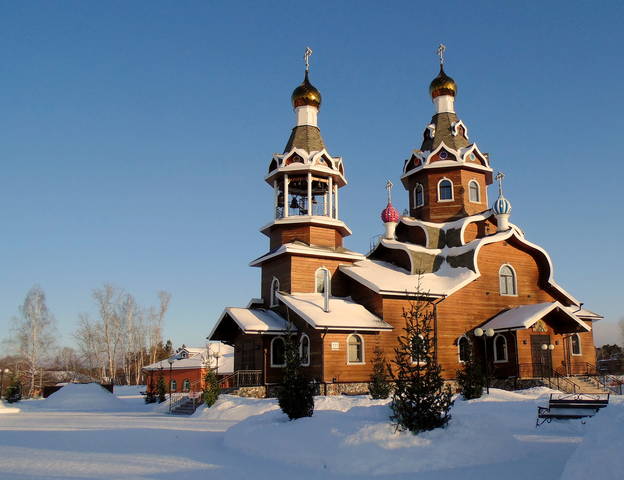 Богоявленский храм .