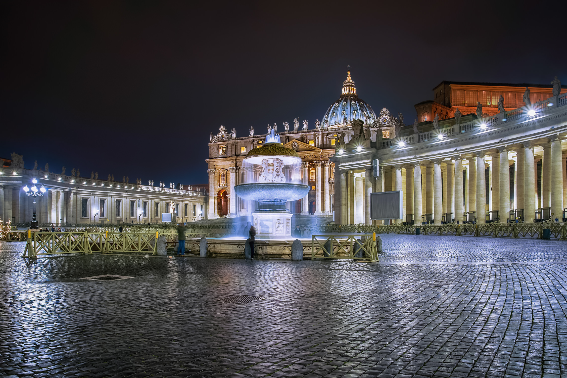 Ночной Ватикан