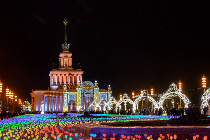 Инсталляция на ВДНХ