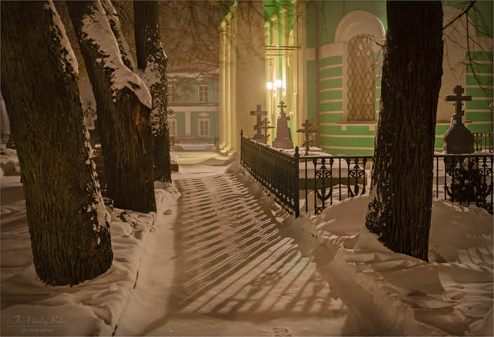 Тени ночных фонарей