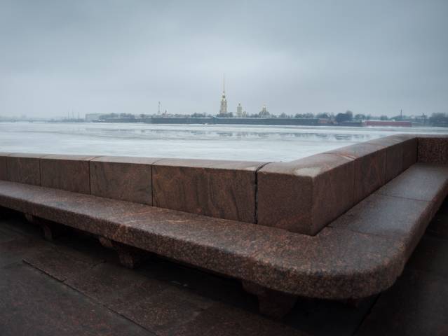 Пейзаж со скамьей