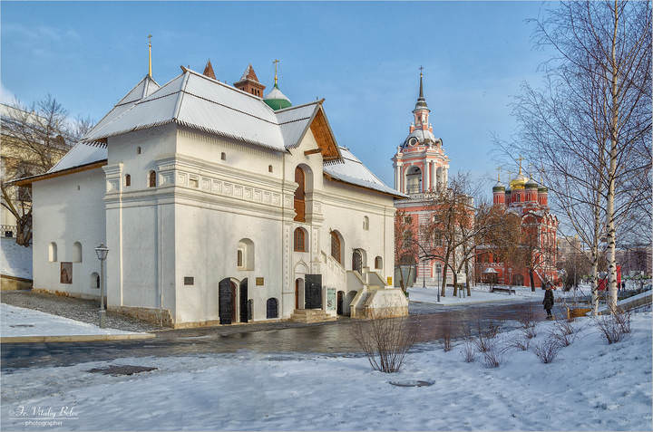 Москва. Старый английский двор. Улица Варварка