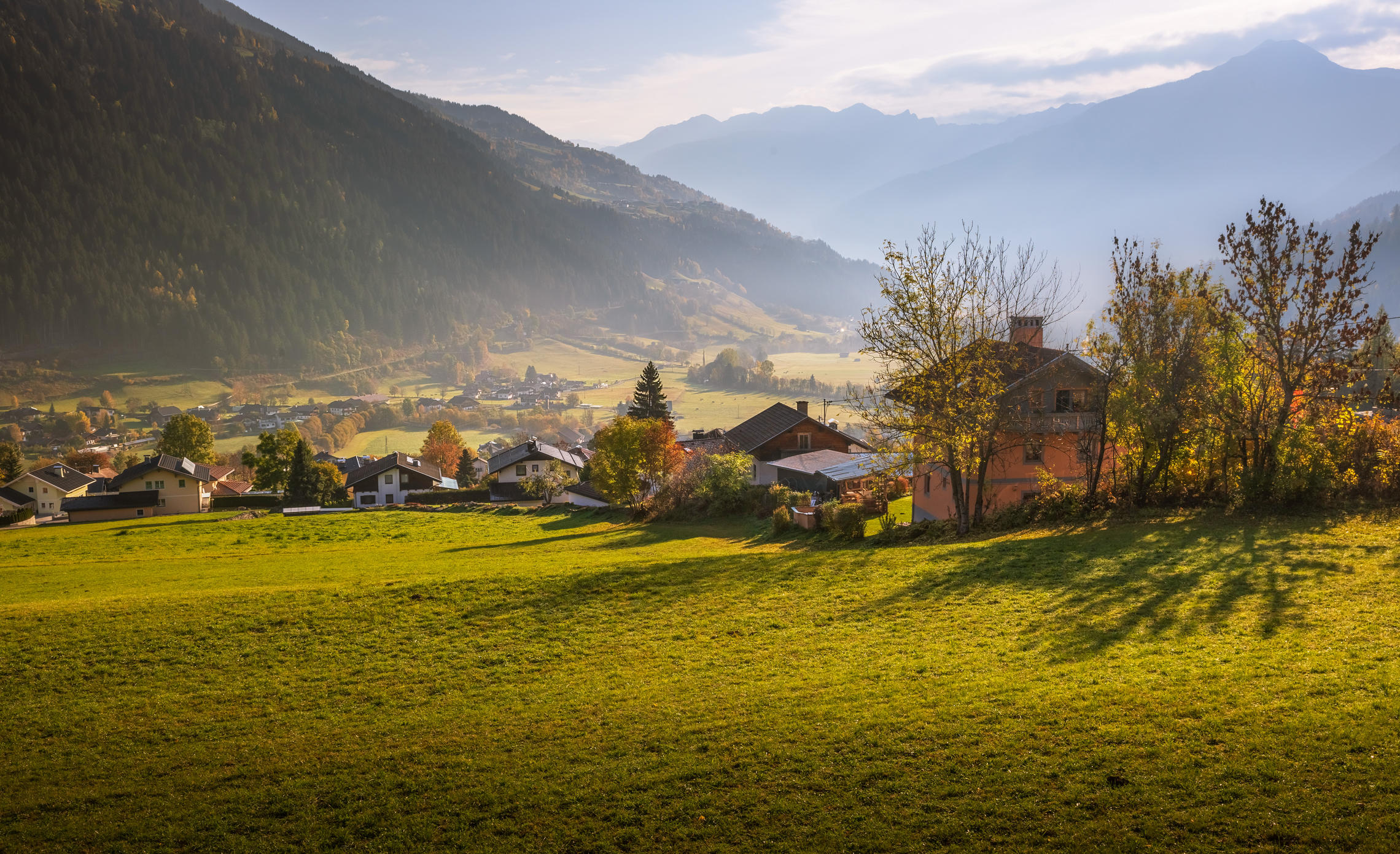 Австрия. Утро в альпийской деревне. 