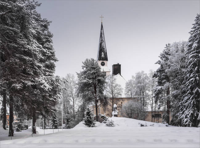 Кирха в Рованиеми