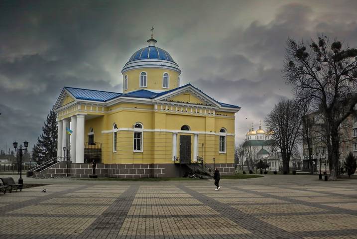 Храм