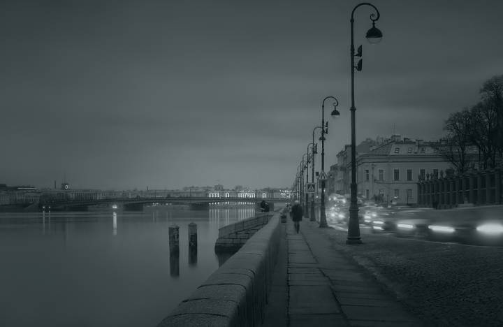 Вечером у Невы