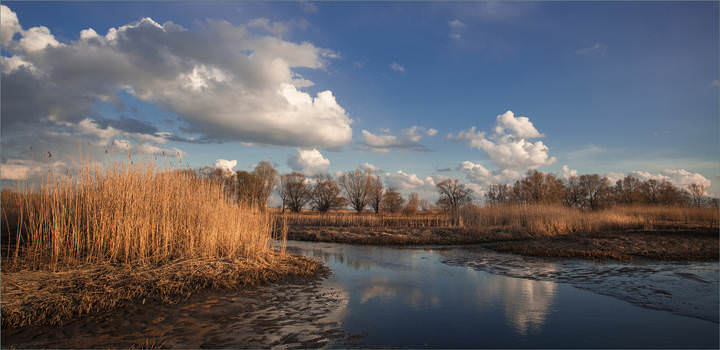 Апрель.