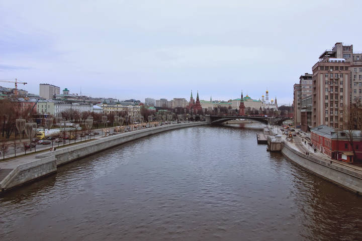 С Патриаршего моста...