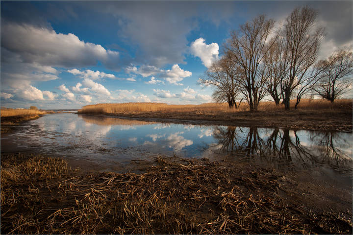 Апрель.