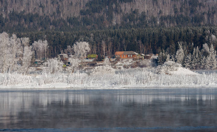 Там, за островом.