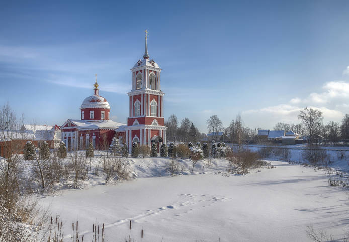 Георгиевская церковь в Алёшино
