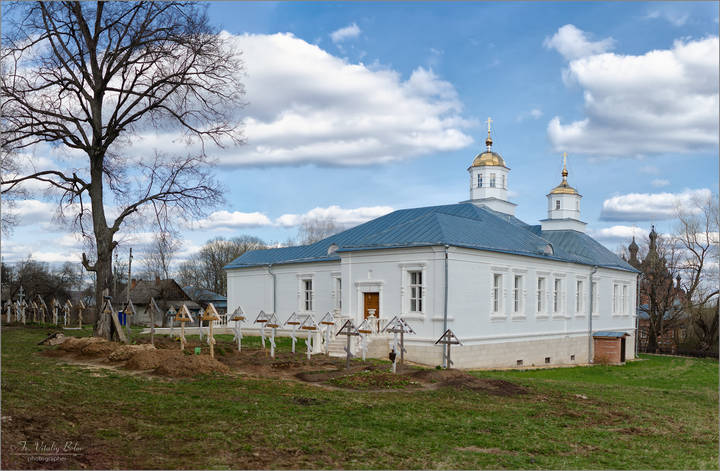 Шамордино. Церковь Троицы Живоначальной