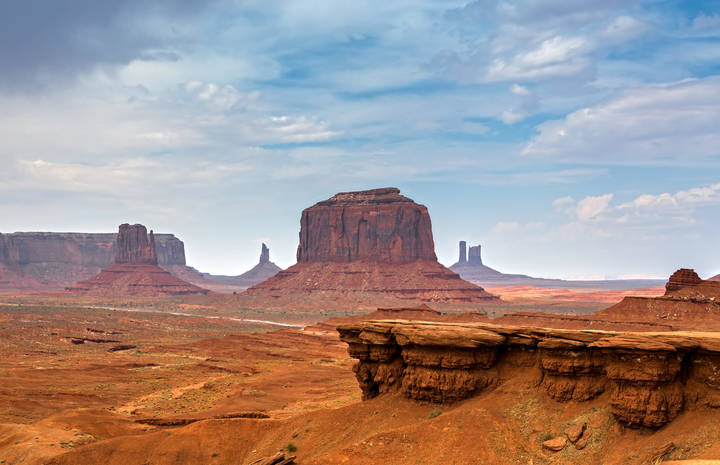 В Долине Монументов: вид с John Ford's Point.