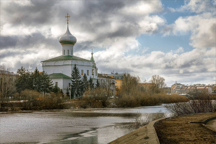 Весна в городе...