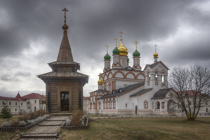 Троице-Сергиев Варницкий монастырь