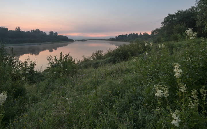 На исходе белая ночь