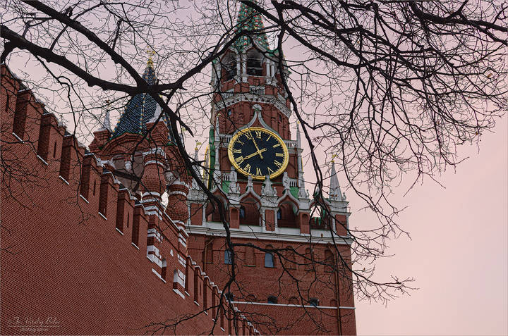 Спасская башня Московского Кремля