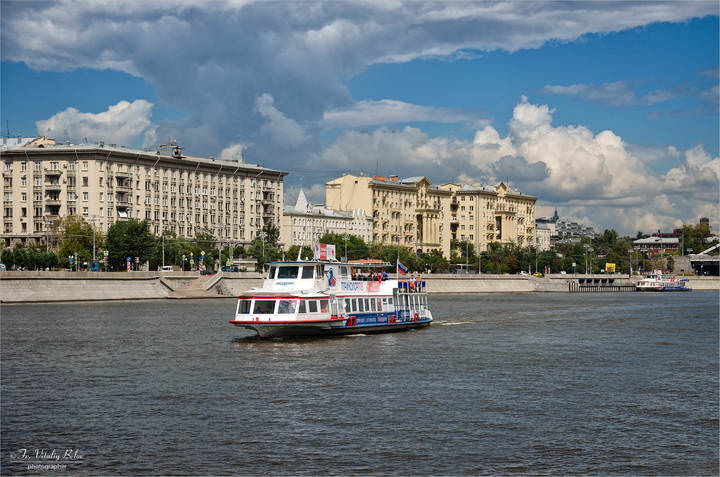 Москва. Фрунзенская набережная