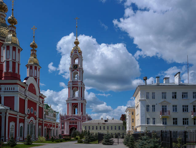 Колокольня.