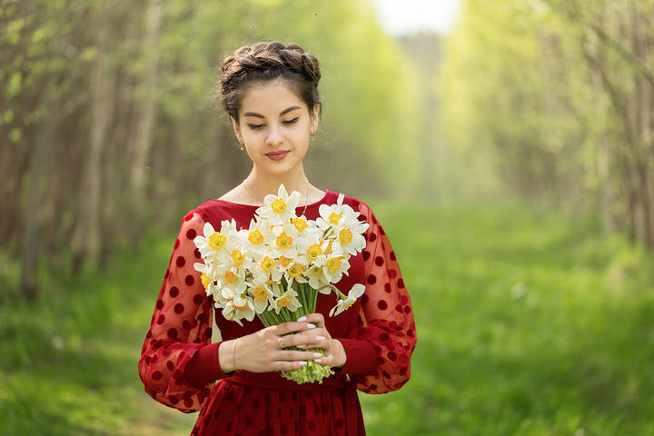 Весенний