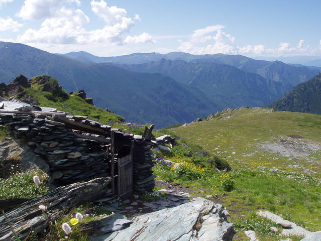 Каменная избушка