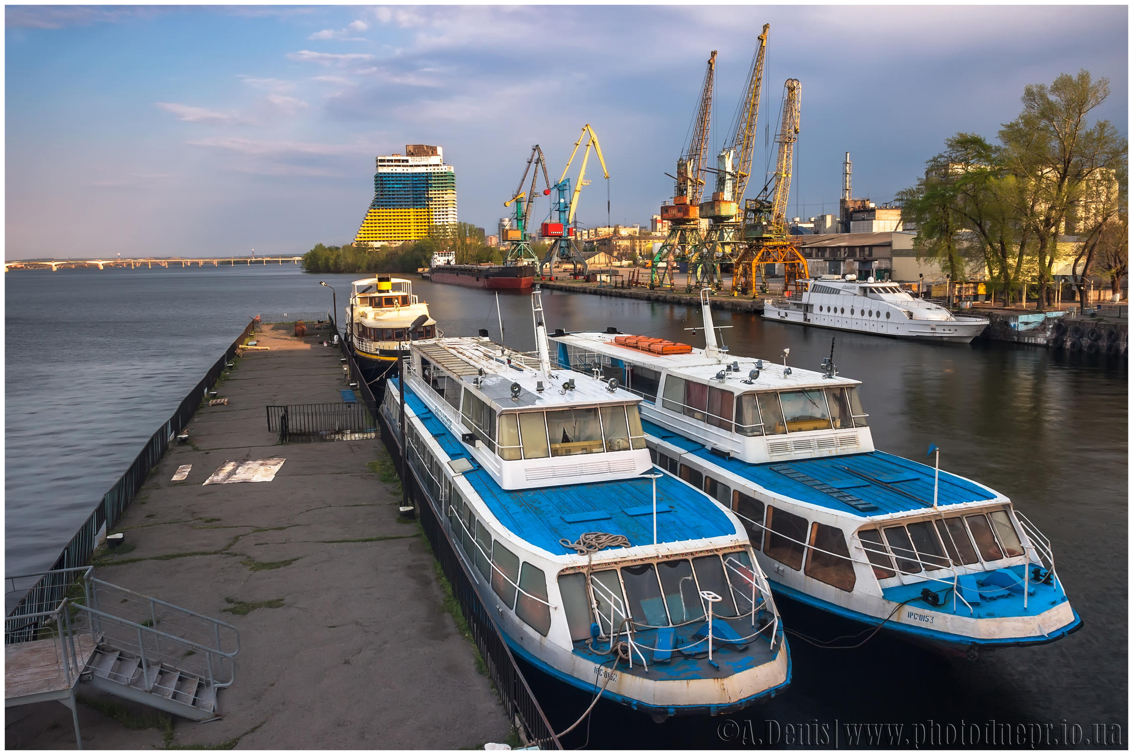 Днепропетровский речной порт