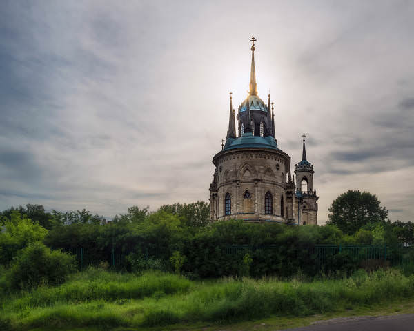 Несколько взглядов на церковь