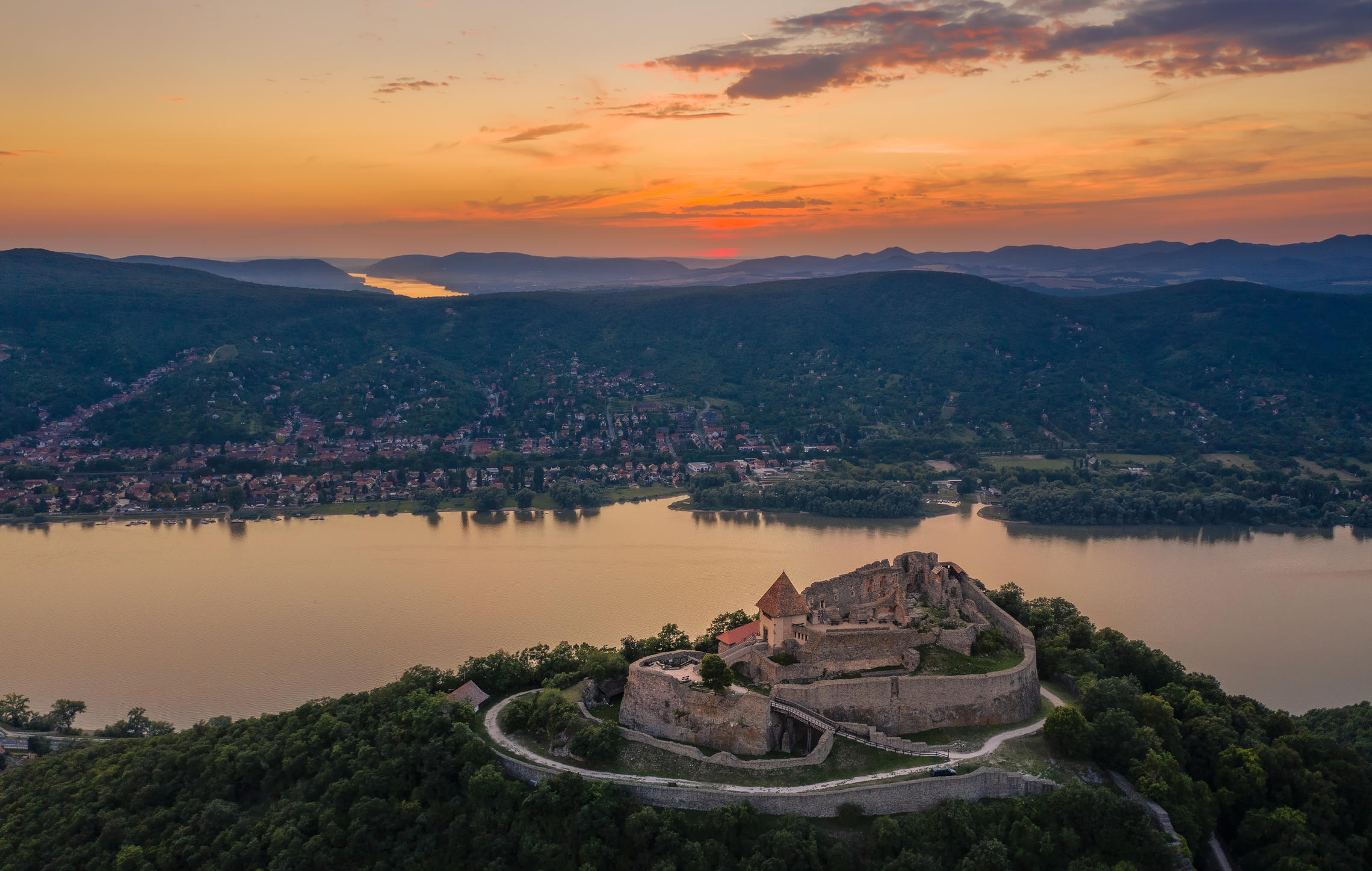 Старая крепость на Дунае 