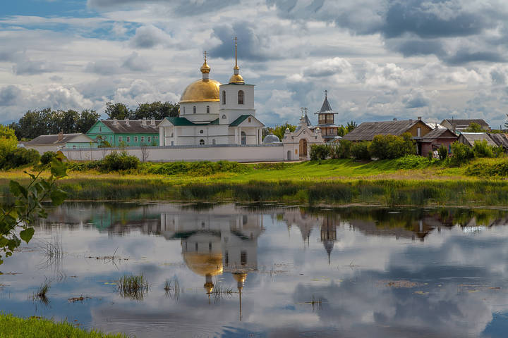 По берегам Великой...
