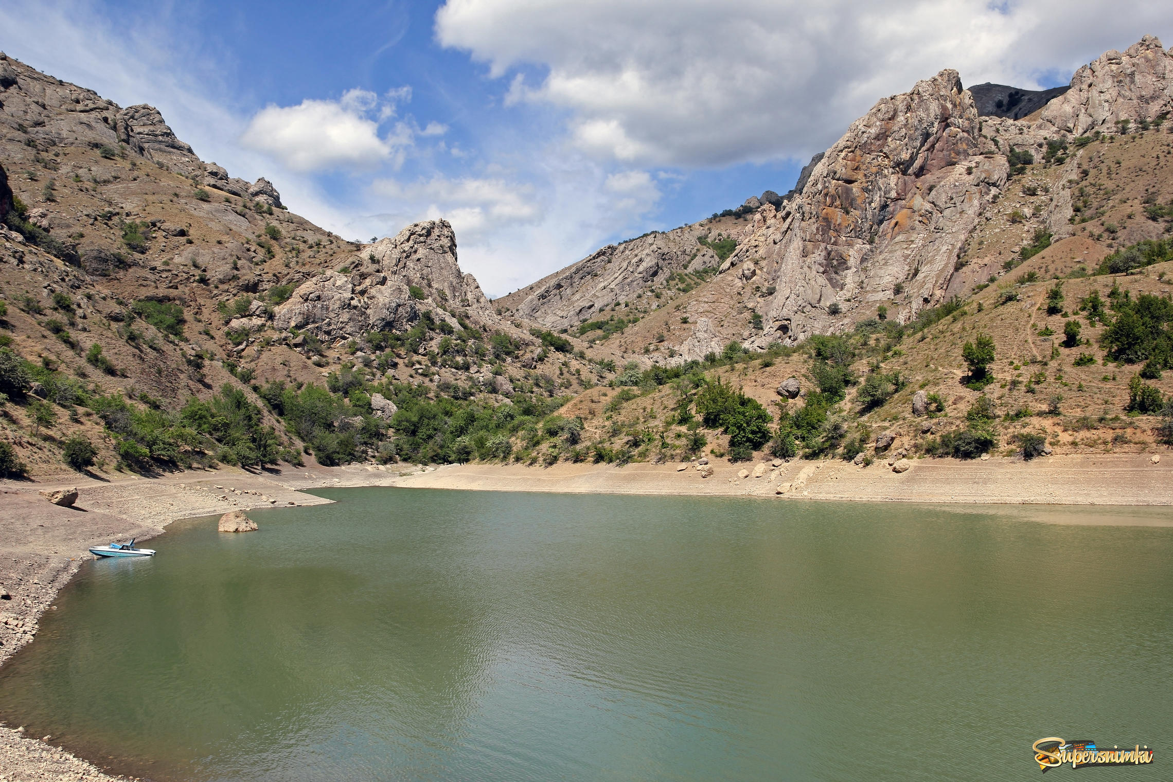 Панагия — горное озеро в живописном селе Зеленогорье.