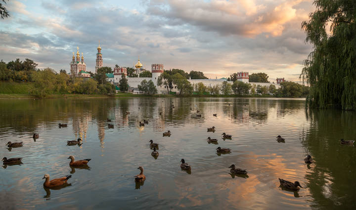 Монастырский пруд