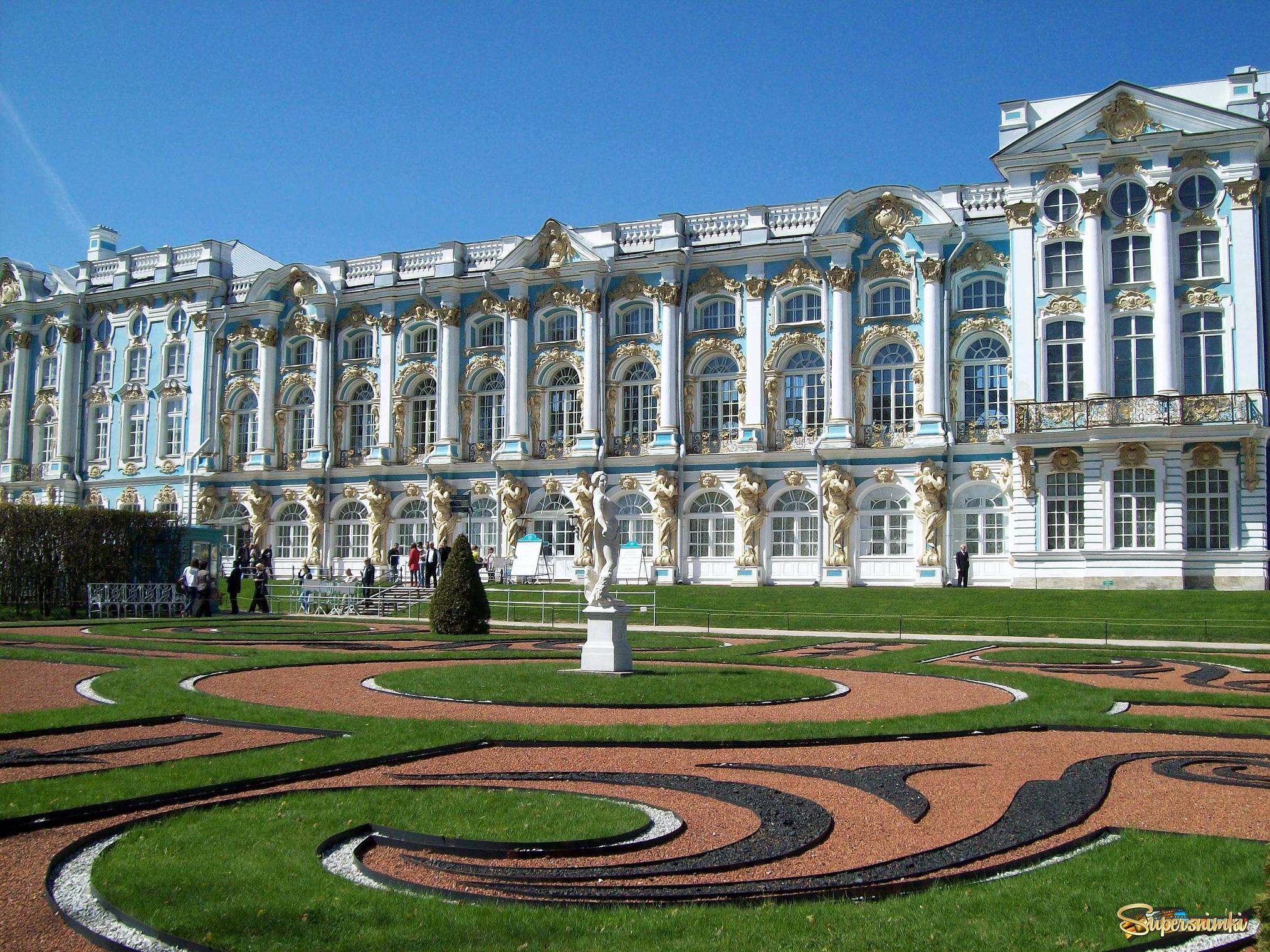 Екатериновский дворец в Санкт-Петербурге читать