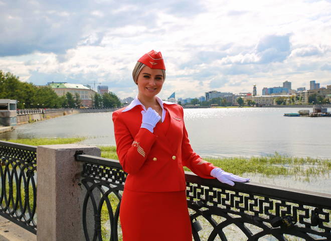 Стюардесса по имени Маша