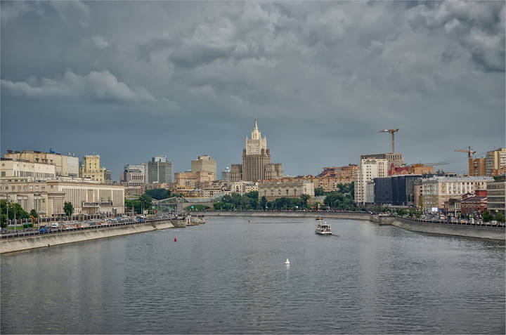 Бережковская набережная