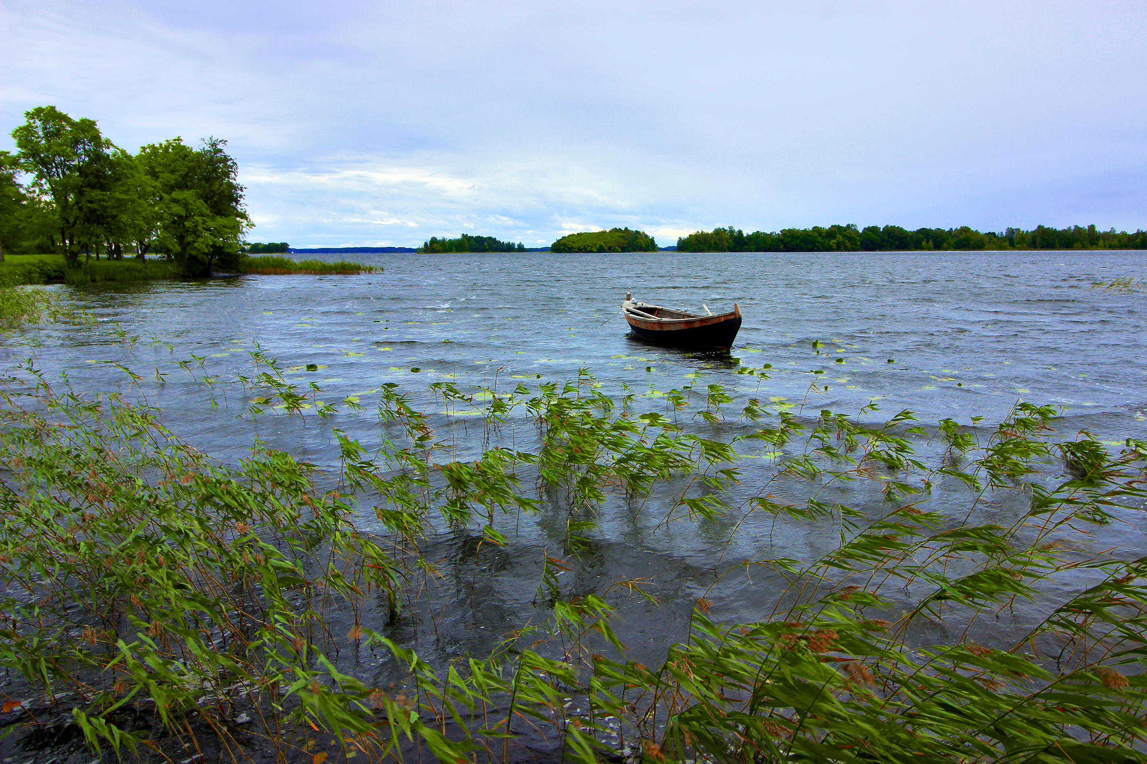 На Онежском озере, у рыбаков...