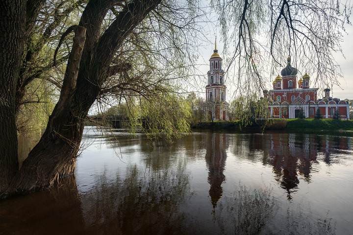 По весне