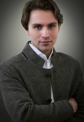 Актер Максим Филатов
