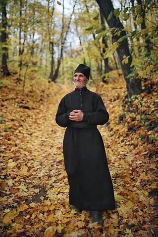 Весёлый монах