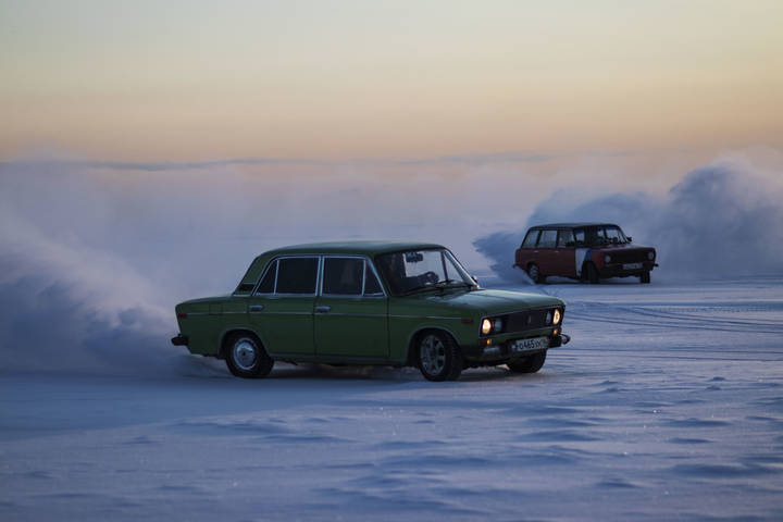 Hot car and cold ice