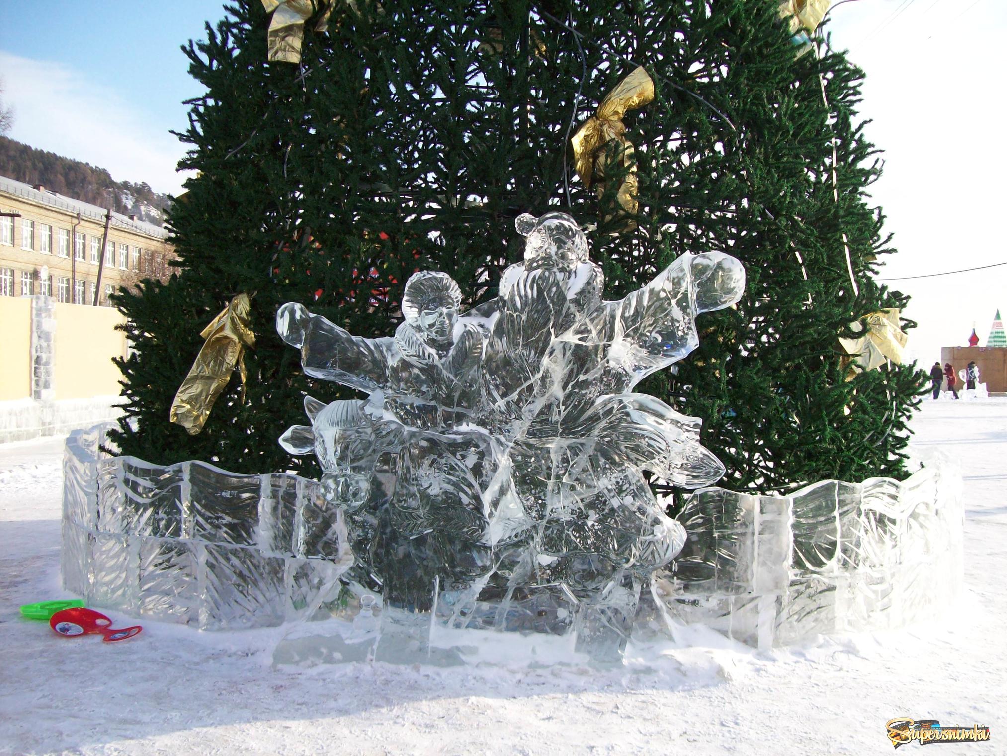 Фестиваль ледяных скульптур на Байкале