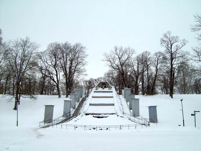Зимнее безмолвие Петергофа