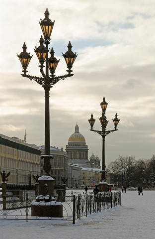Зимний город