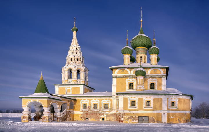 Утопленная церковь на волге