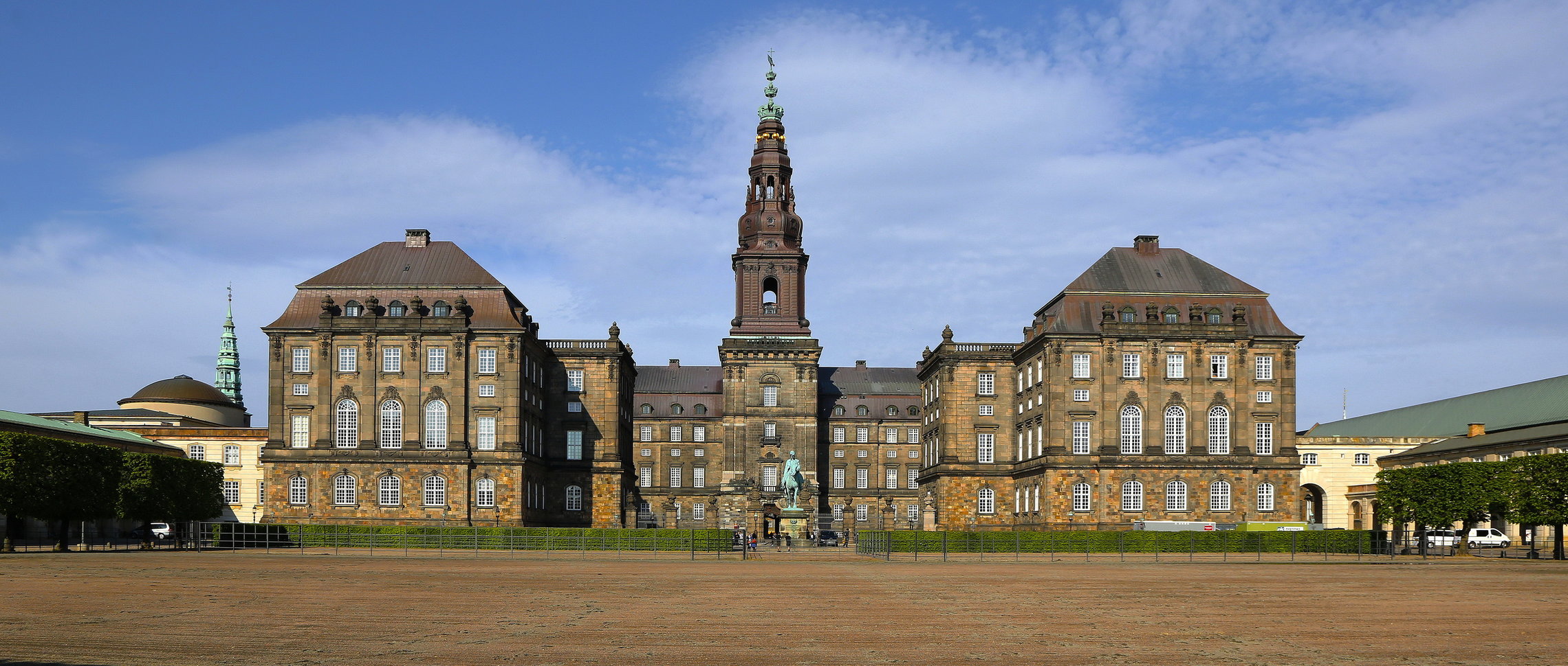  Датский  Королевский дворец Кристиансборг