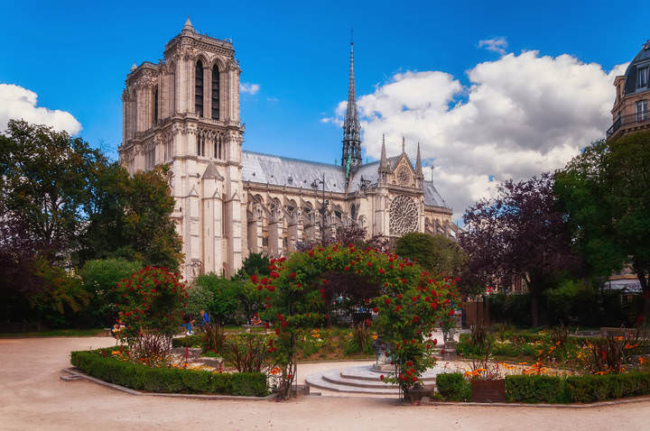 Notre-Dame de Paris из Латинского квартала