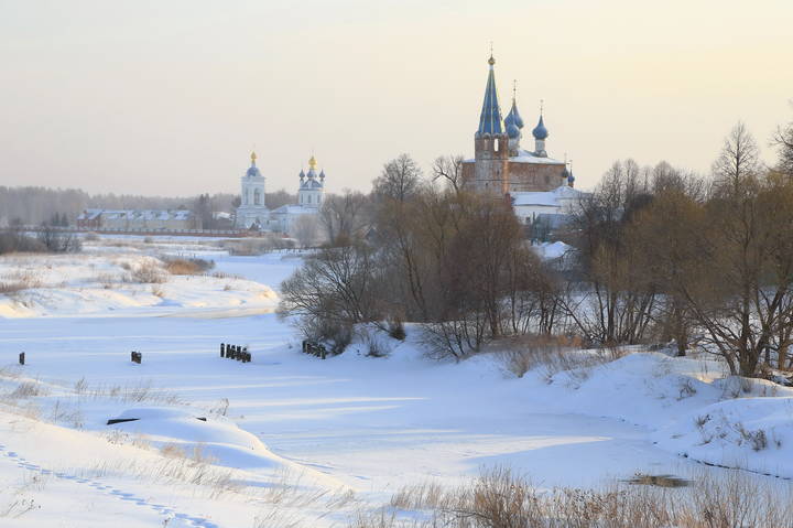 Март ...морозит на рассвете...