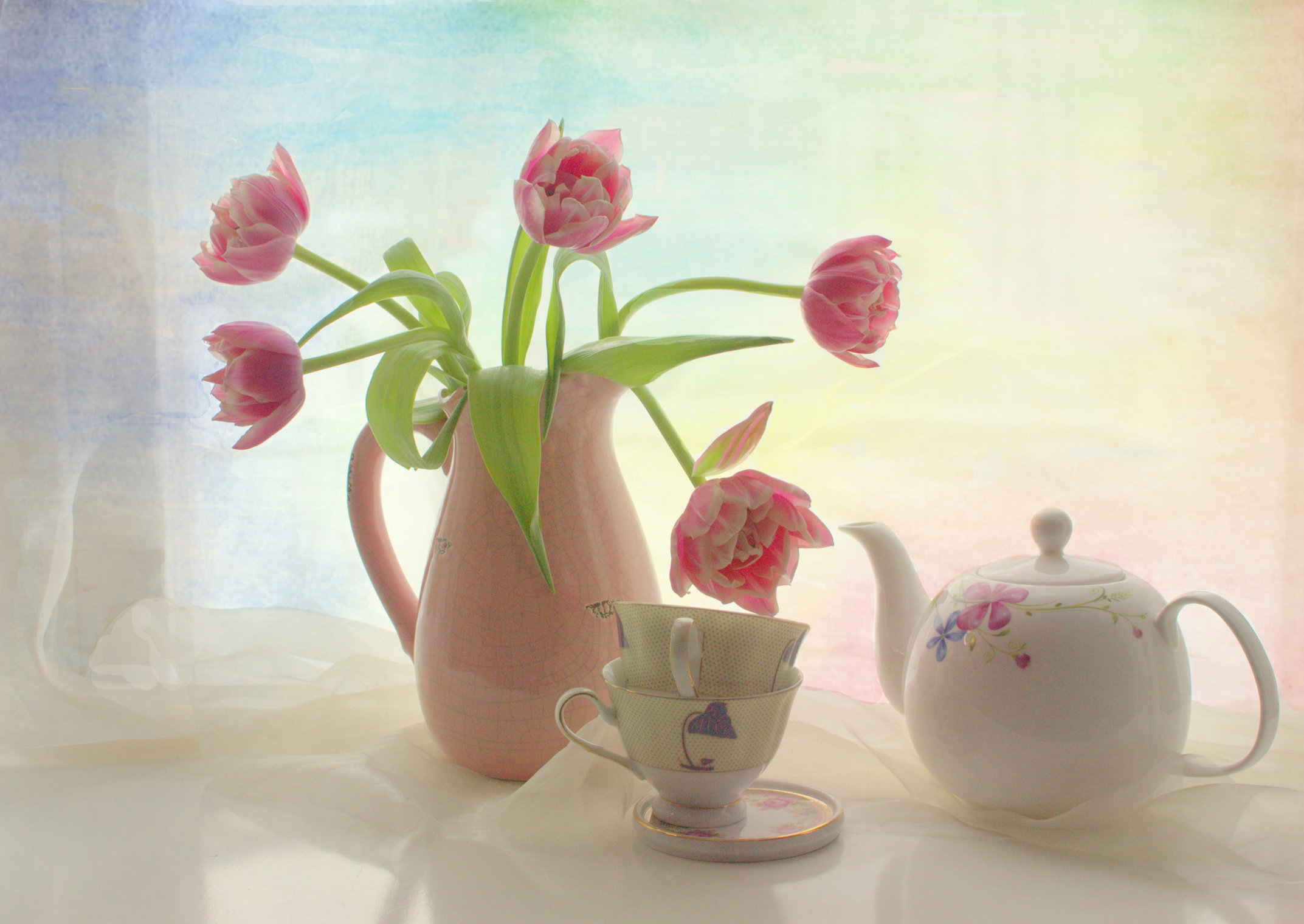 С чайником и цветами