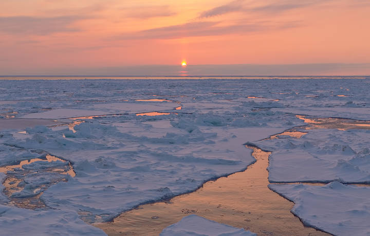 закат во льдах