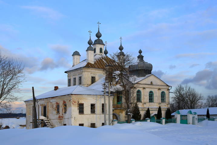 Март, короткий  светлый вечер...